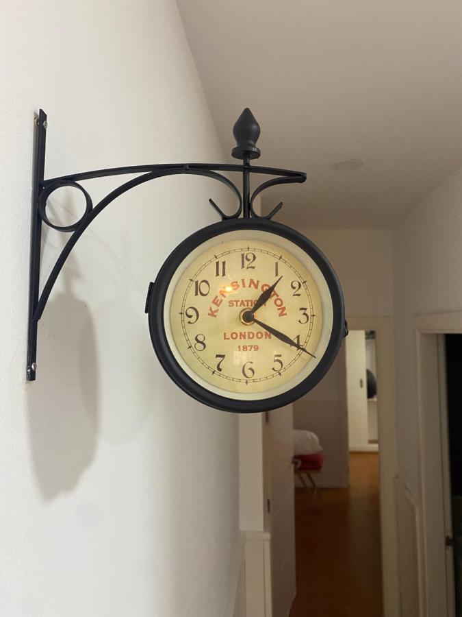 شقة El Reloj Del Viajero إشبيلية المظهر الخارجي الصورة